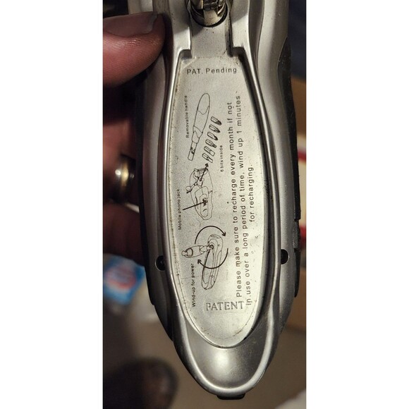 2 Wind-Up Hand Crank LED Flashlights – Silver/Black Emergency Camping Torches - Picture 6 of 10